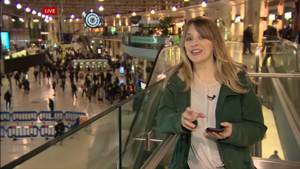 BBC London News_20220218_18301900.ts_snapshot_11.58.953