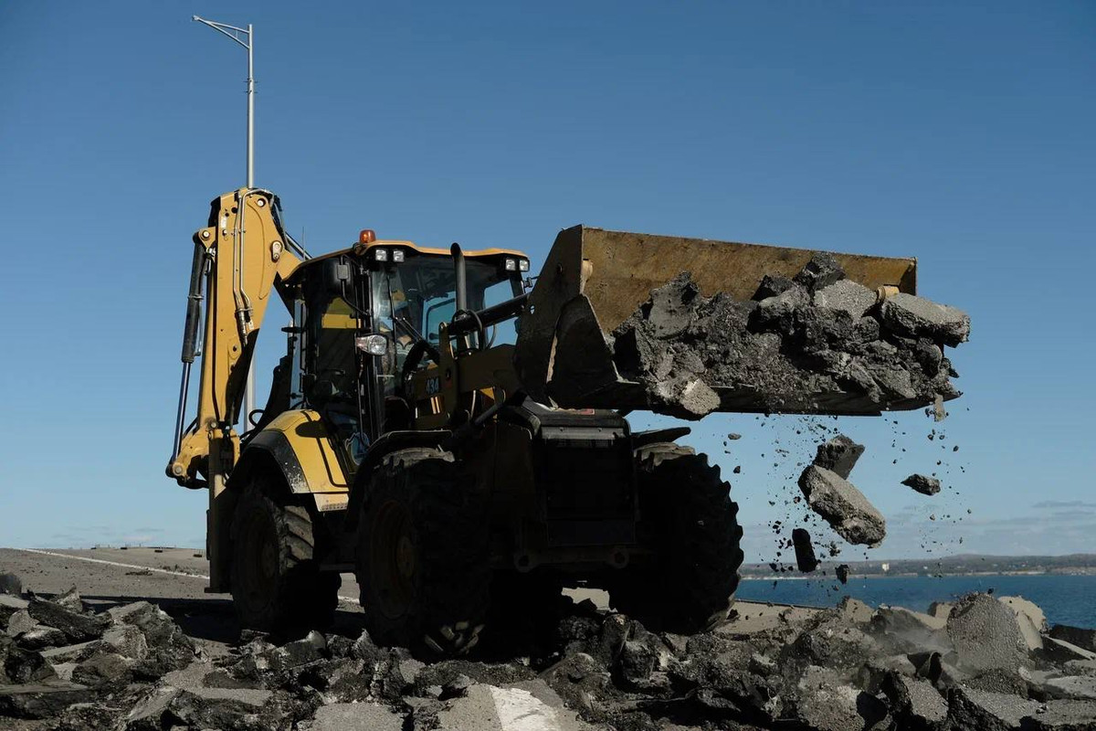 FA70BB36-857B-415A-B4A8-BB4D05636B03