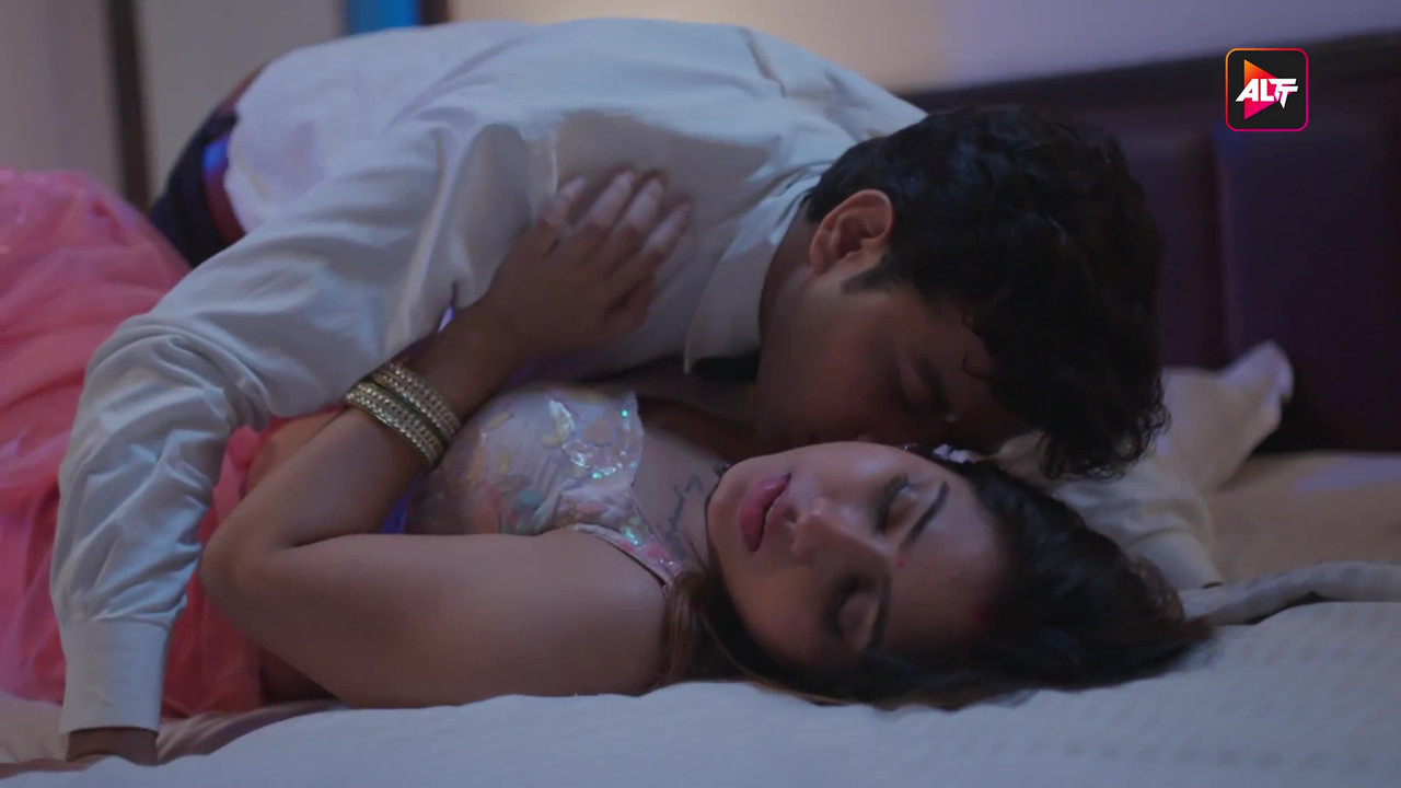 vlcsnap-2025-06-24-01h03m54s522