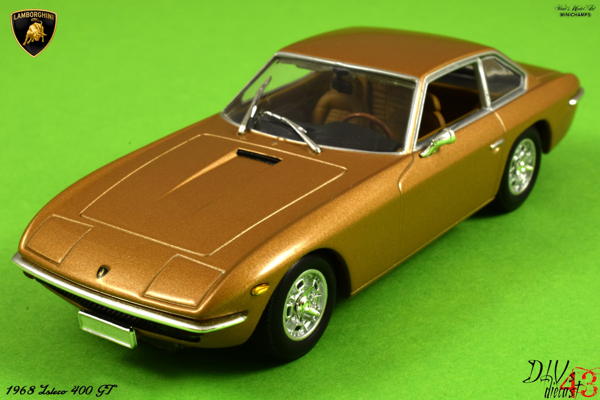 Islero 400GT Gold Minichamps (1)