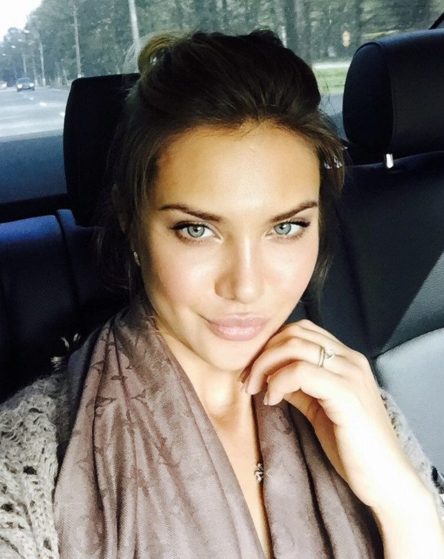 14DD9C71-99C2-468C-890F-3F2733EB0ABA