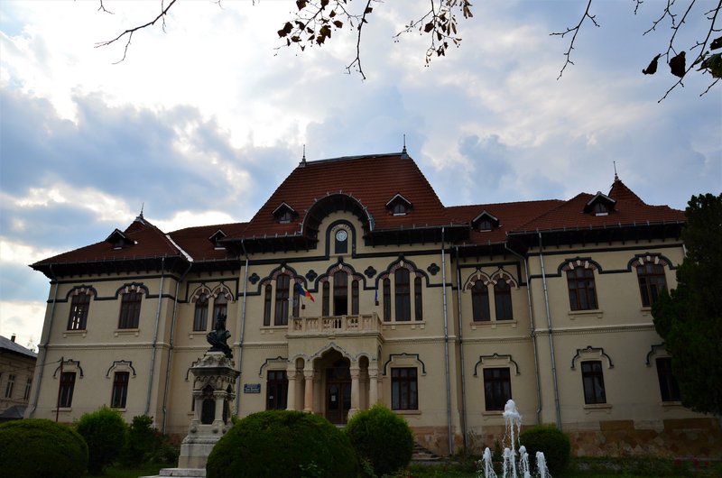 Rumanía y sus pueblos-2015 - Blogs de Rumania - Campulung-7-8-2015 (3)