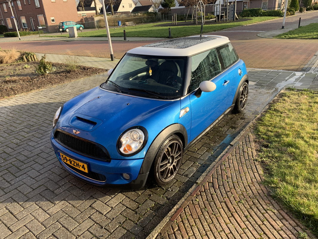 F983CD97-4D02-4FAF-8B4A-F6BAE6D49987