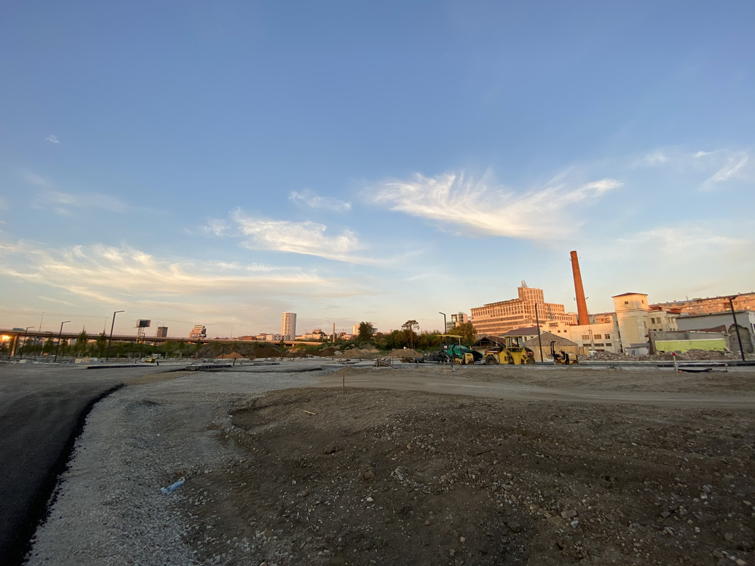 F8475689-8B84-4594-9DE3-0CD1C298352A