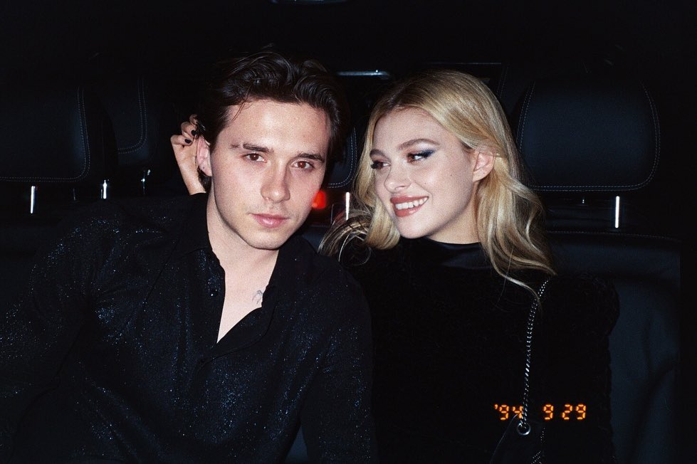 Anak sulung pasangan Victoria Beckham dan David Beckham, Brooklyn Beckham baru saja mengumumkan pertunangannya dengan aktris Amerika, Nicola Peltz, Sabtu (11/7/2020).