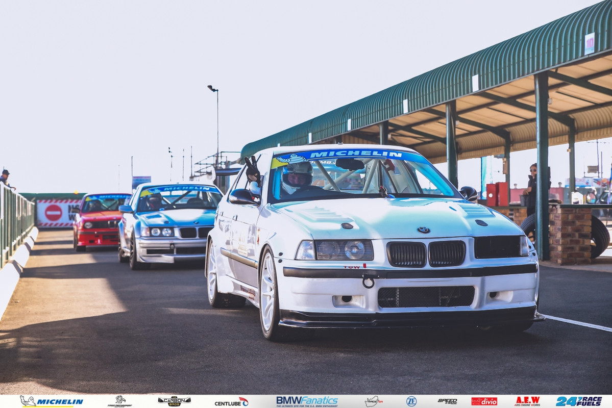 BMWFanatics RD19 Divio (50)