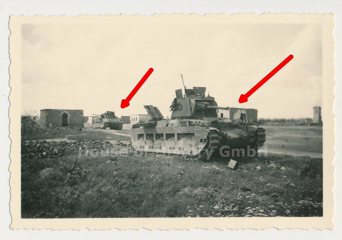 125172, Foto- Abgeschossener Panzer vom Typ Matilda (Mark II) in Russland