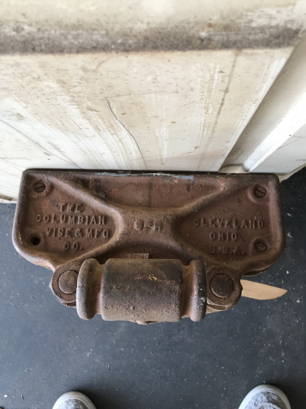 3552F250-1C8B-43B8-9106-1B0FB808629B