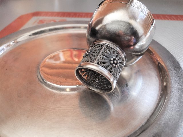 TopOfTraySidewaysGoblet