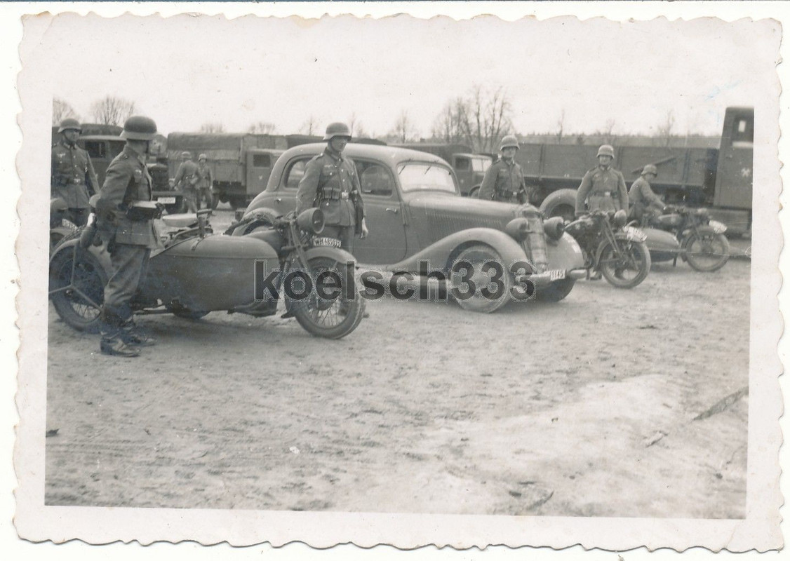 Foto Mercedes Benz PKW NSU Krad Motorräder Wehrm