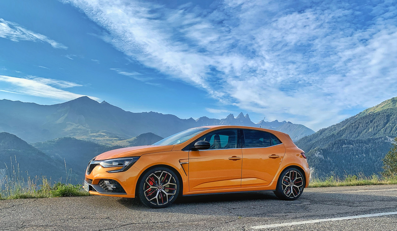 87943DDC-ED03-4ABA-B1C3-C203A6C2C70C