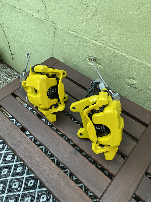 FC71A2A6-AEC4-4E1C-A5DF-42C49A2581E3