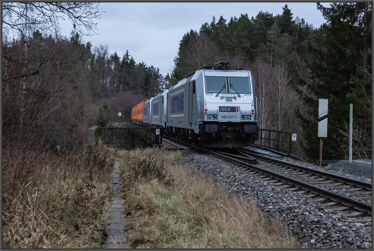 20251207 M7A7215