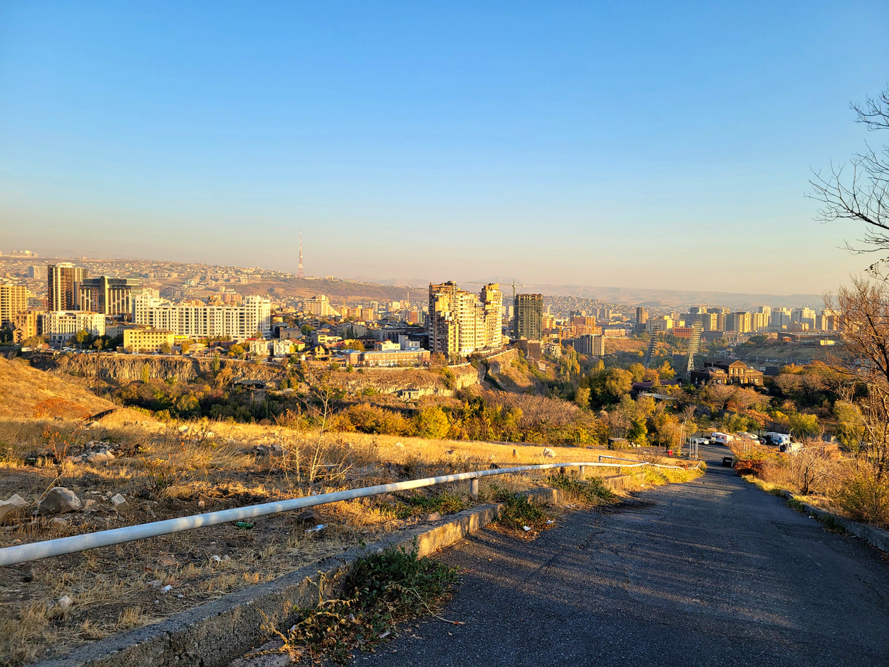 Армения. Ереван в ноябре. Армения. Ереван в ноябре.