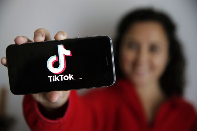 Fue en TikTok donde una mujer se enojó porque le ofrecieron trabajo