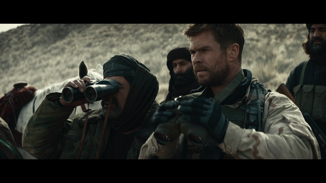 12.Strong.2018.2160p.UHD.BDRemux.DTS-HD.HDR.DoVi.Hybrid.P8.by.DVT.mkv_snapshot_00.50.21_[2022.08.21_