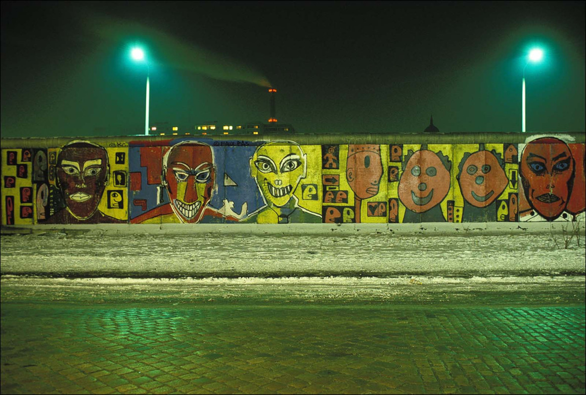 everyday-life-berlin-wall (13)