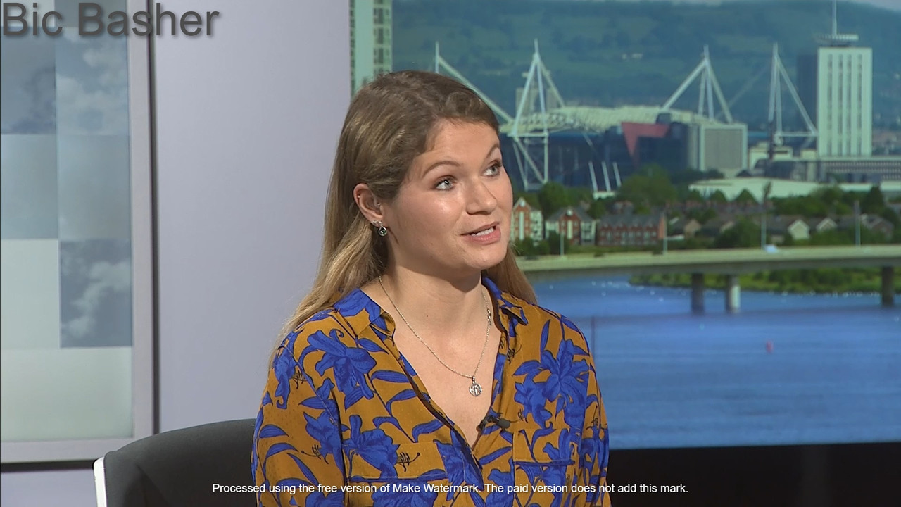 04.12 - 18.00.03 - ITV News Wales at Six..ts_snapshot_04.50.696