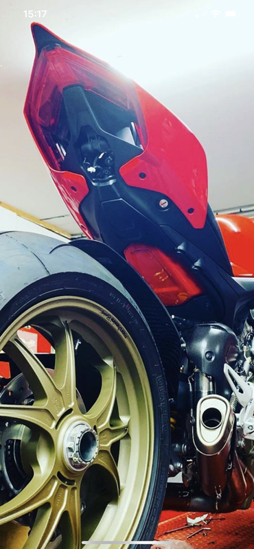 724AA24B-FB09-4AE0-963B-48FB4FF4C00F