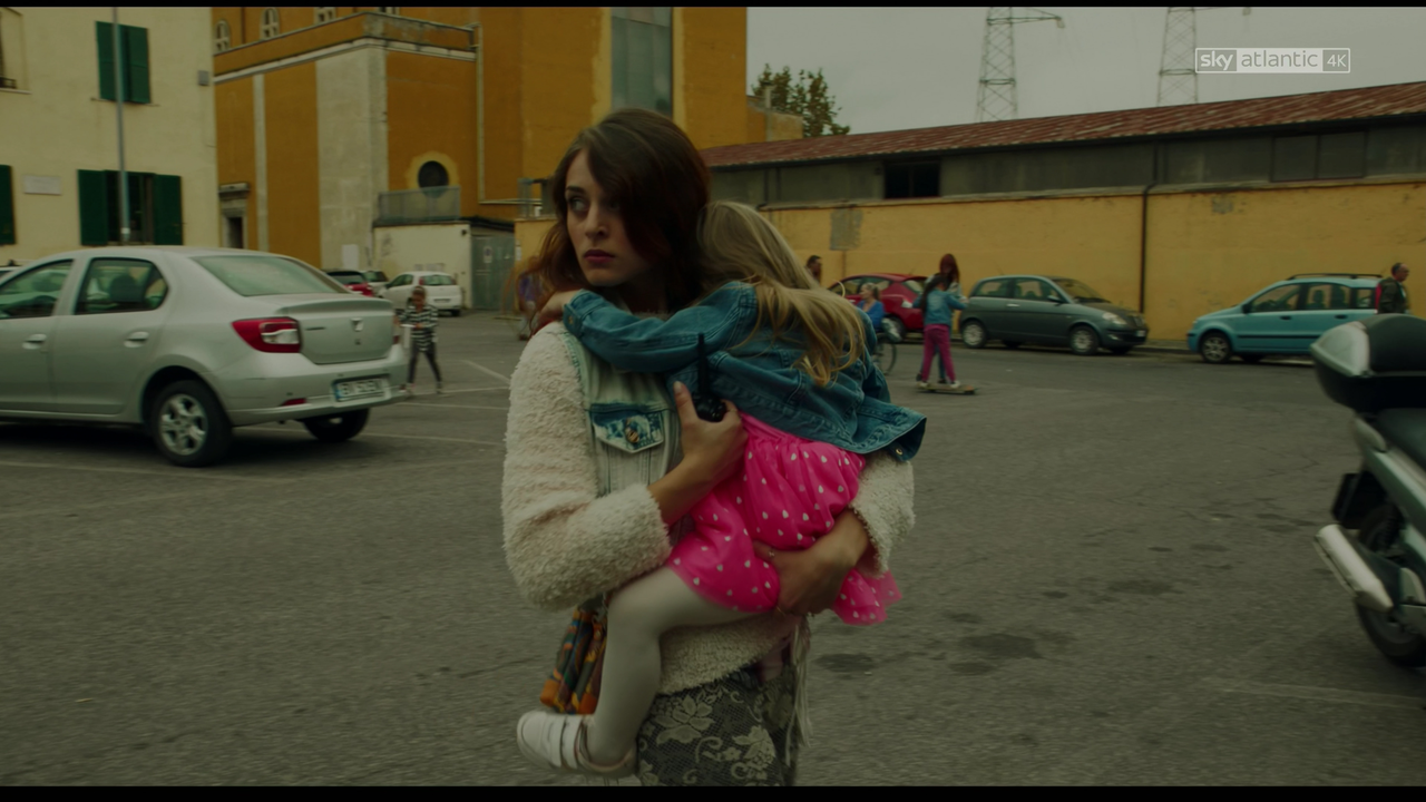 Gomorra.S04E01.iTALiAN.2160p.UHD.AC3.HDTV.x265-TRiADE.mkv_snapsh