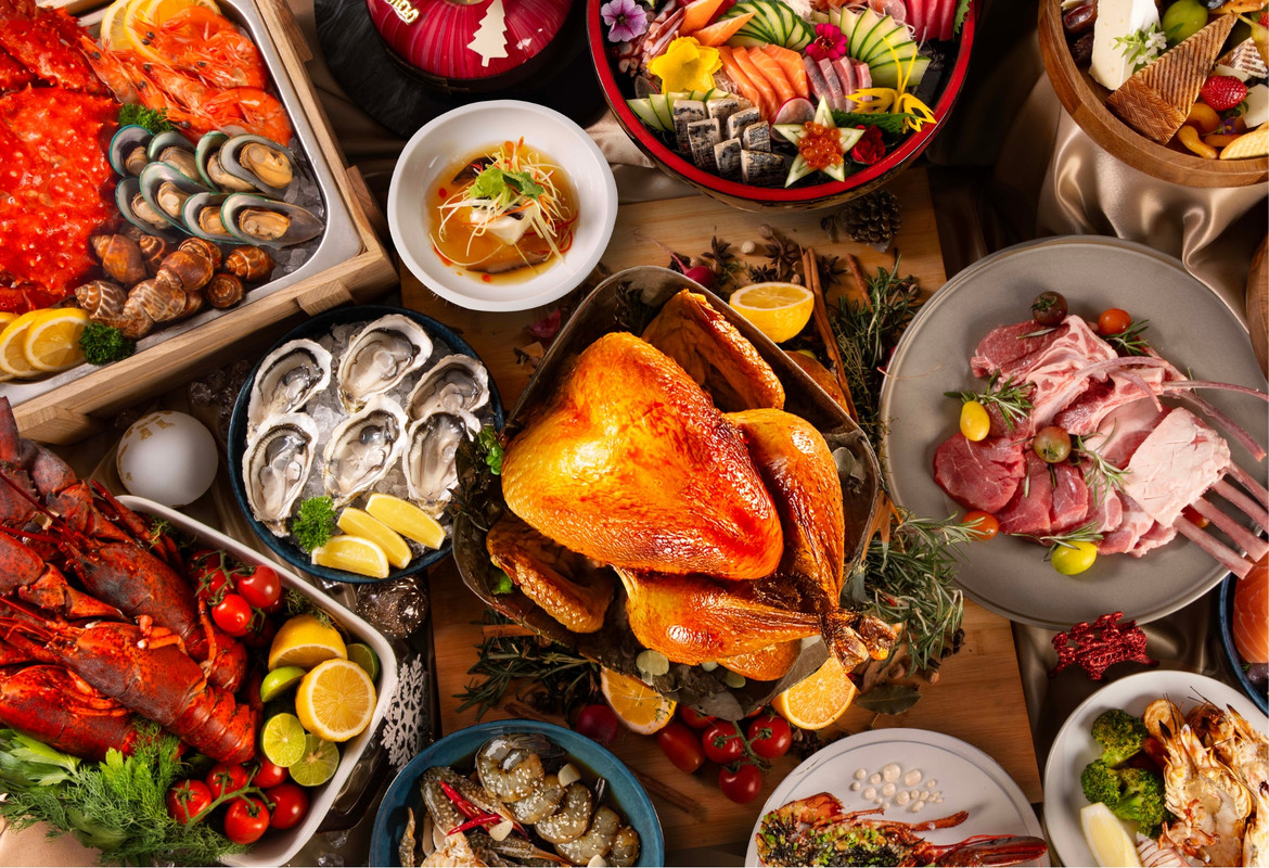Magical Christmas Eve Buffet at Plate Restaurant