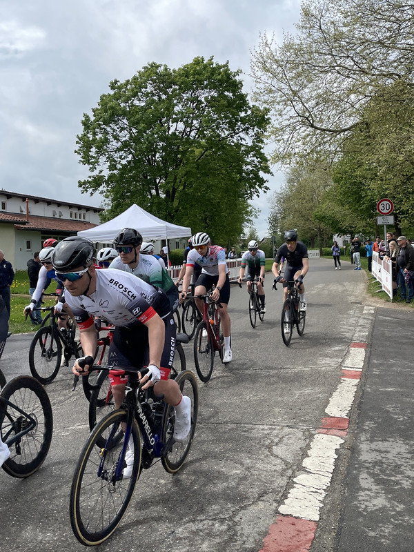 26E93EF4-DDEC-414C-8482-B0EEFC088B8A_1_102_o