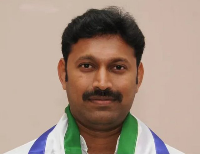 అవినాశ్ రెడ్డికి ముందస్తు బెయిల్ పై రేపు విచారణ….. అవినాశ్ రెడ్డికి ముందస్తు బెయిల్ పై రేపు విచారణ…..