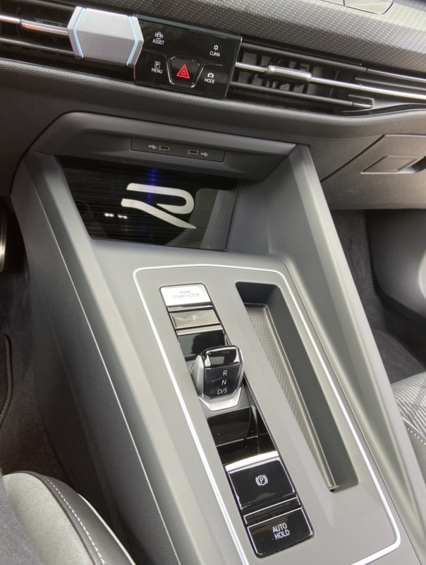 76D1DEE5-F6E1-45B1-BF64-52B53579FF56