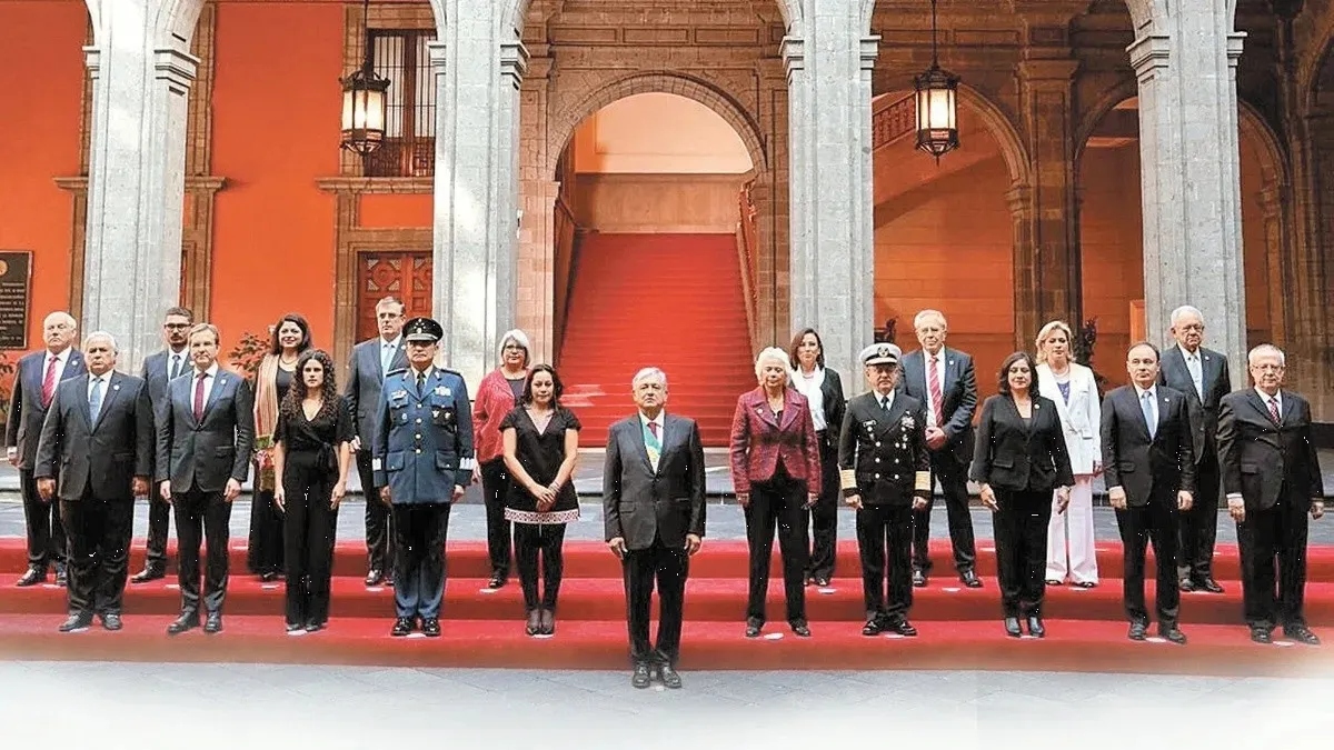Con salidas de Adán y Ebrard suman 17 cambios en gabinete de AMLO