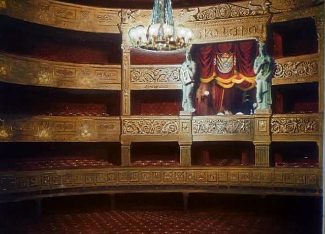 vlcsnap-2014-08-19-19h01m15s221