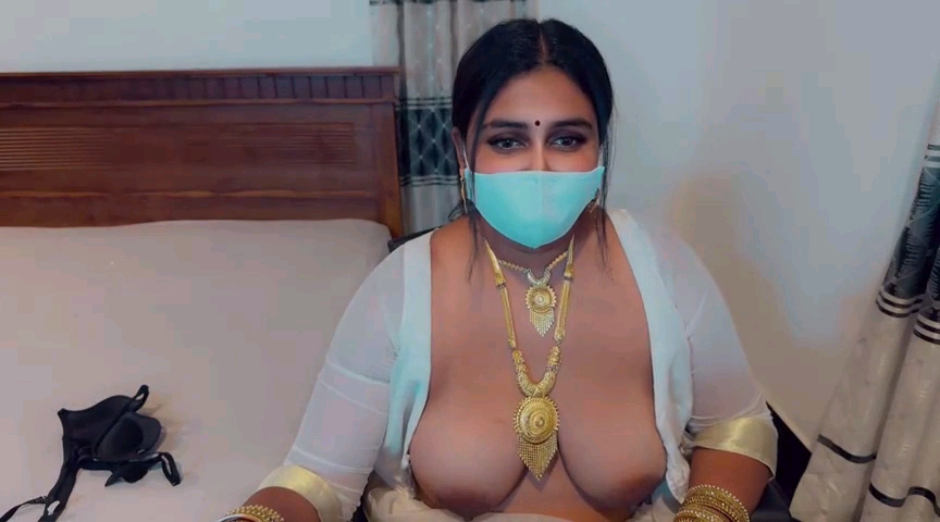 Busty-Wife-Pic-5.jpg