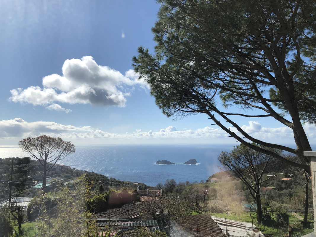 8157B2E0-A2A6-4994-BC42-706E6F9A07C1