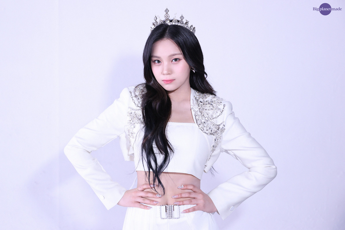 240709-BPM-Naver-Post-VIVIZ-Umji-V-hind-Love-and-Tears-VCR-and-Poster-Shoot-Behind-documents-3