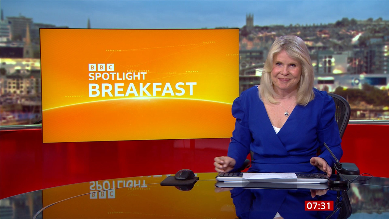 04.18 - 06.00.01 - Breakfast. The latest news, sport, business and we....ts_snapshot_12.15.776
