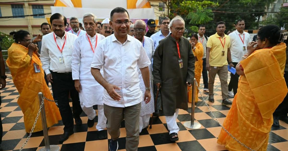 রাজশাহীতে পূজামণ্ডপ পরিদর্শন ও মতবিনিময় করলেন প্রধানমন্ত্রী