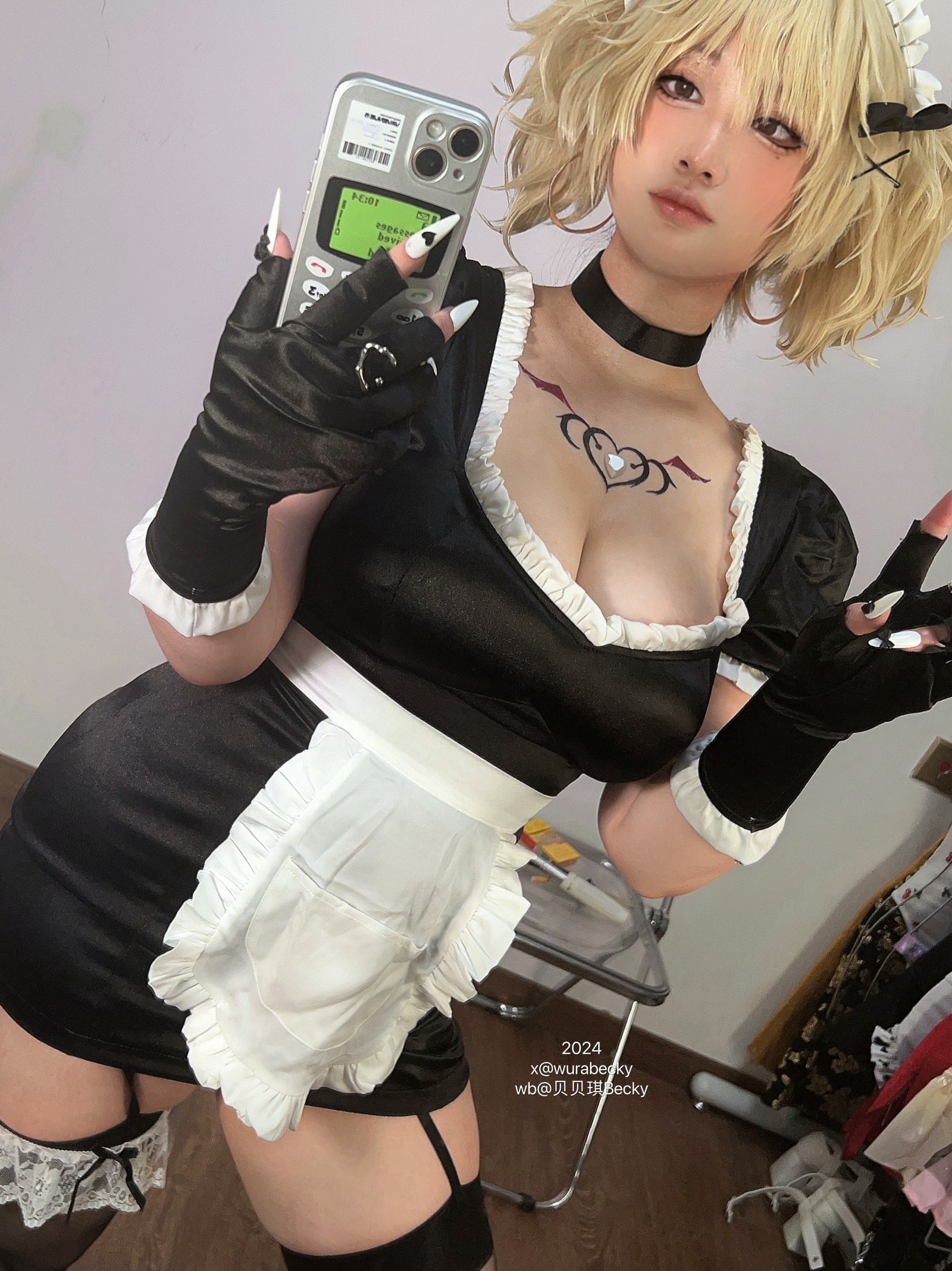 贝贝琪 Becky 烟烟 女仆 Cosplay 写真＋视频合集（69P｜1V｜339MB）插图3
