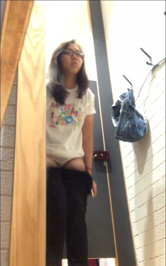 [Image: Voyeur37685131246.jpg]