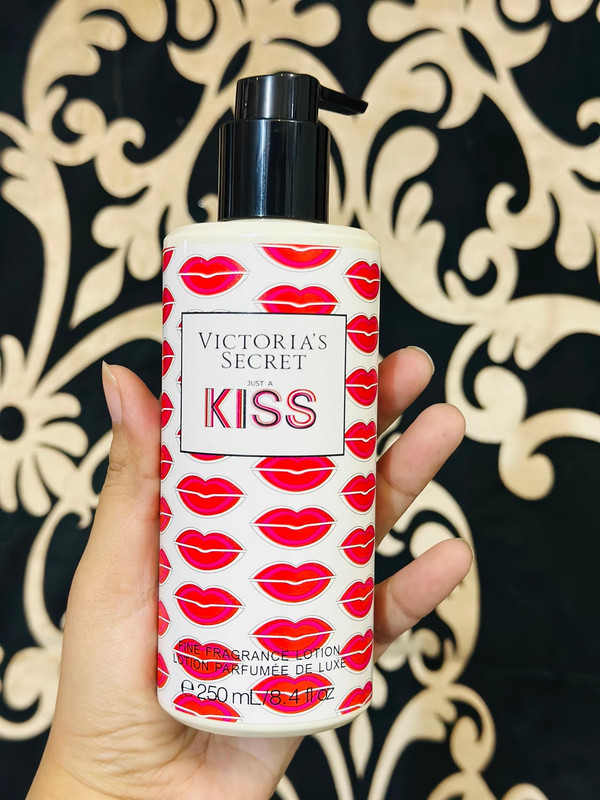 Victoria’s Secret Fine Fragrance Face & Body Lotion 250ml (New Stock) - image 7