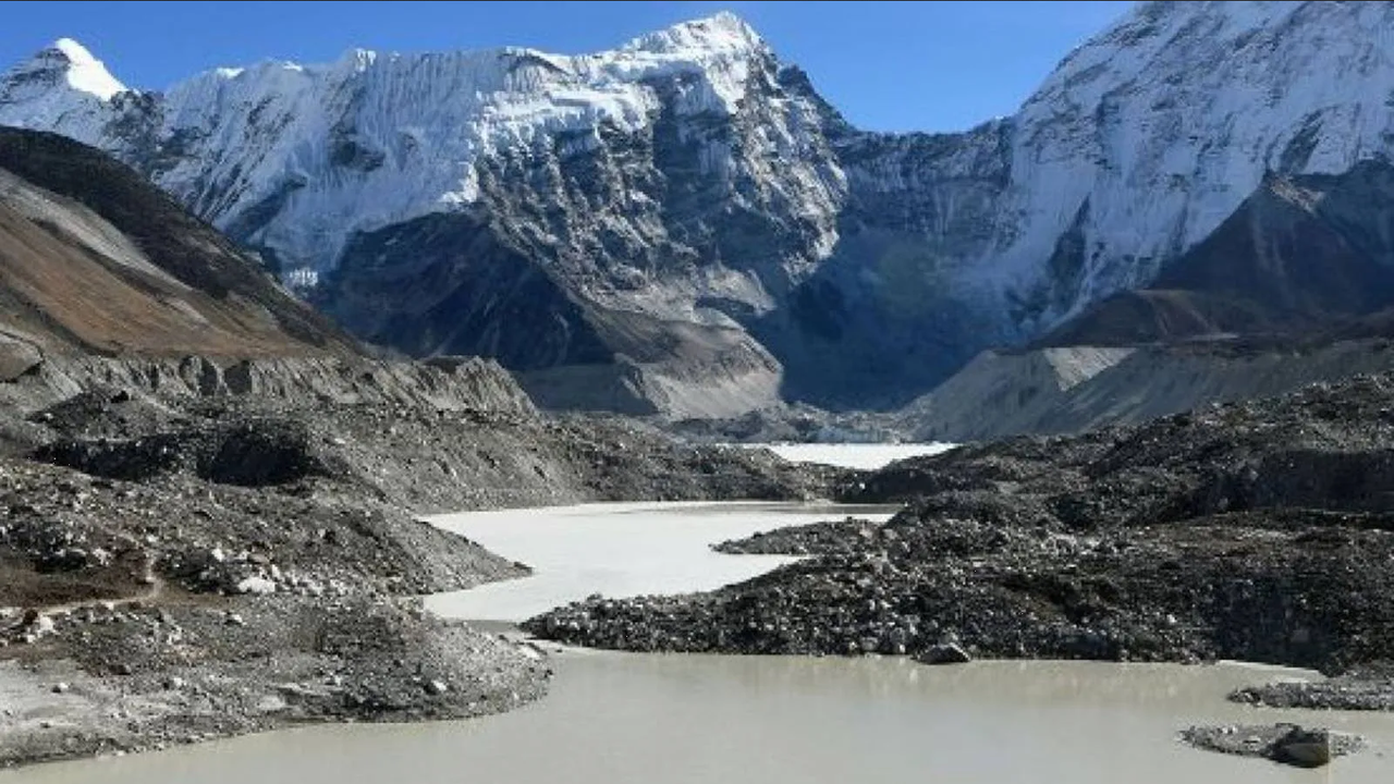 Los glaciares del Himalaya se derriten un 65% más rápido, revela estudio