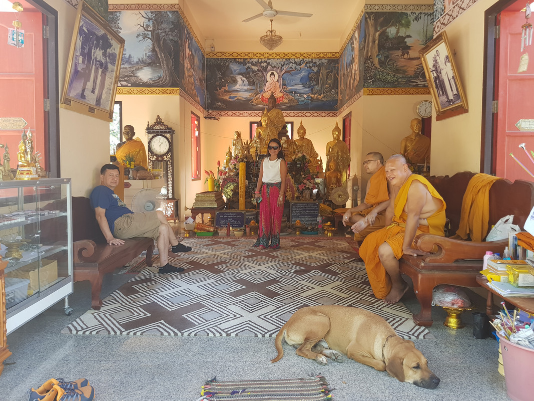 [Bild: Tao-Noi-3.jpg]