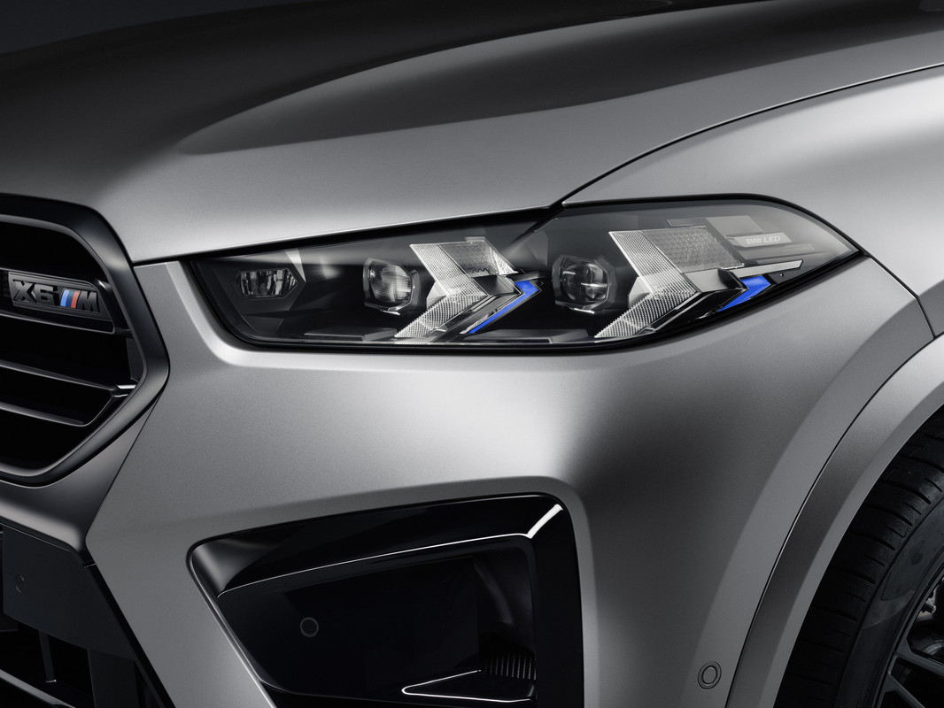 P90495607_highRes_the-new-bmw-x6-m-com