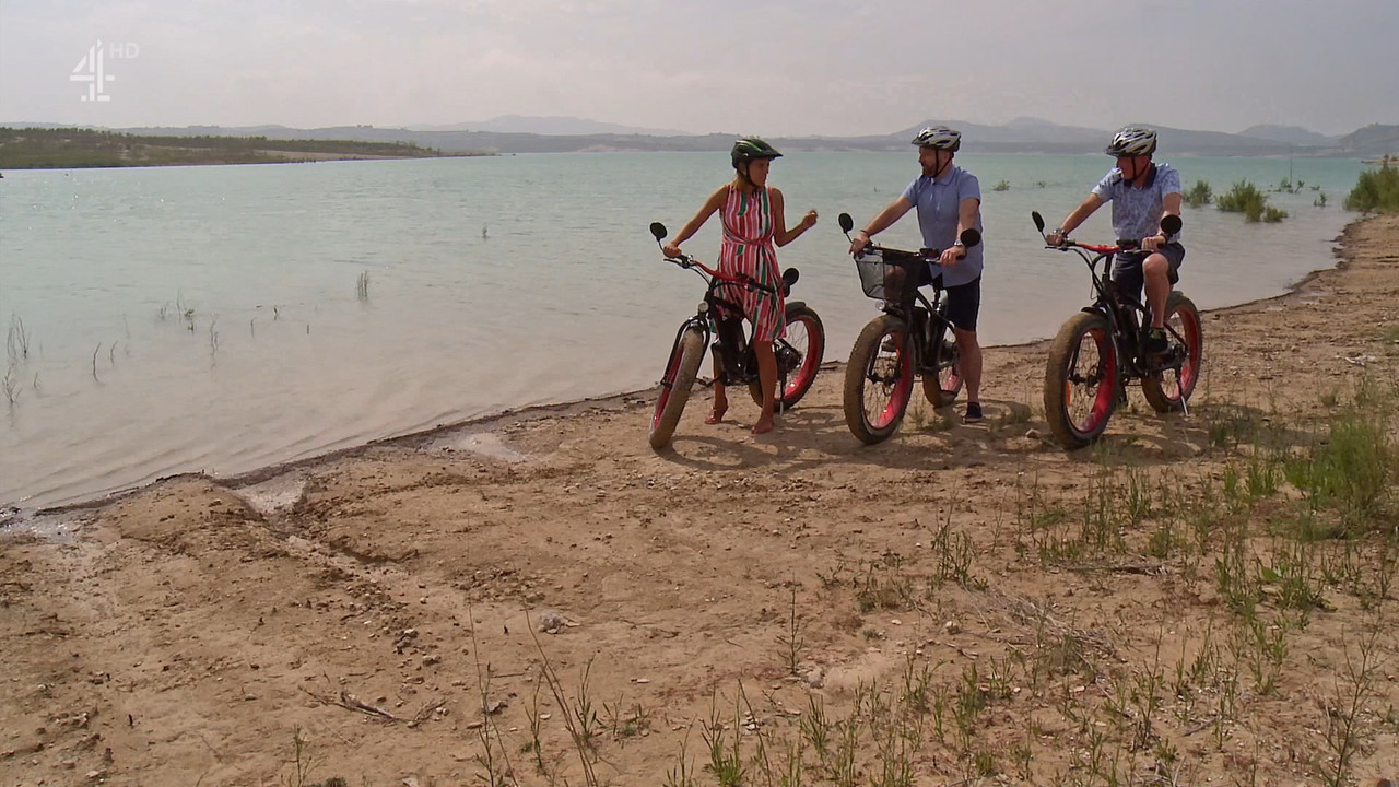 A Place in the Sun_20210104_15001600.ts_snapshot_00.23.33.650