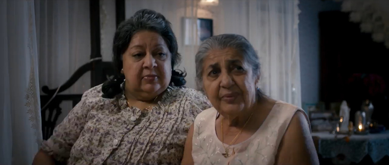 Shirin Farhad Ki Toh Nikal Padi 2012 WebRip [Hindi + Tamil] 480p 720p ESub Screenshot