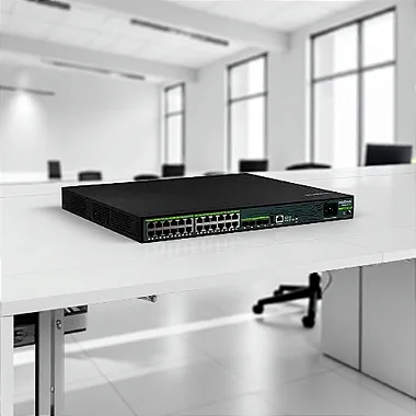 Vista detalhada das portas Gigabit do Switch Intelbras S3028G-PB Max.