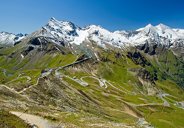 Život pod horským velikánem / Großglockner, König der Hochal