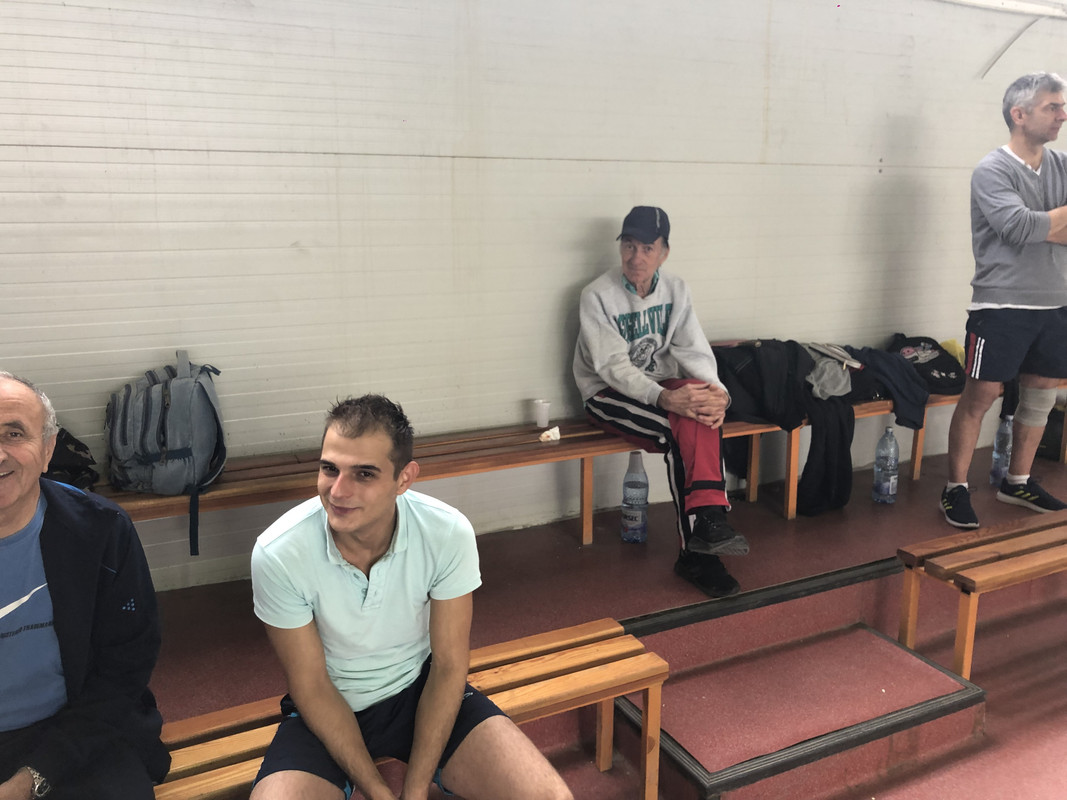 1E5230B9-EC57-4EF2-847A-C053BD37B9C1