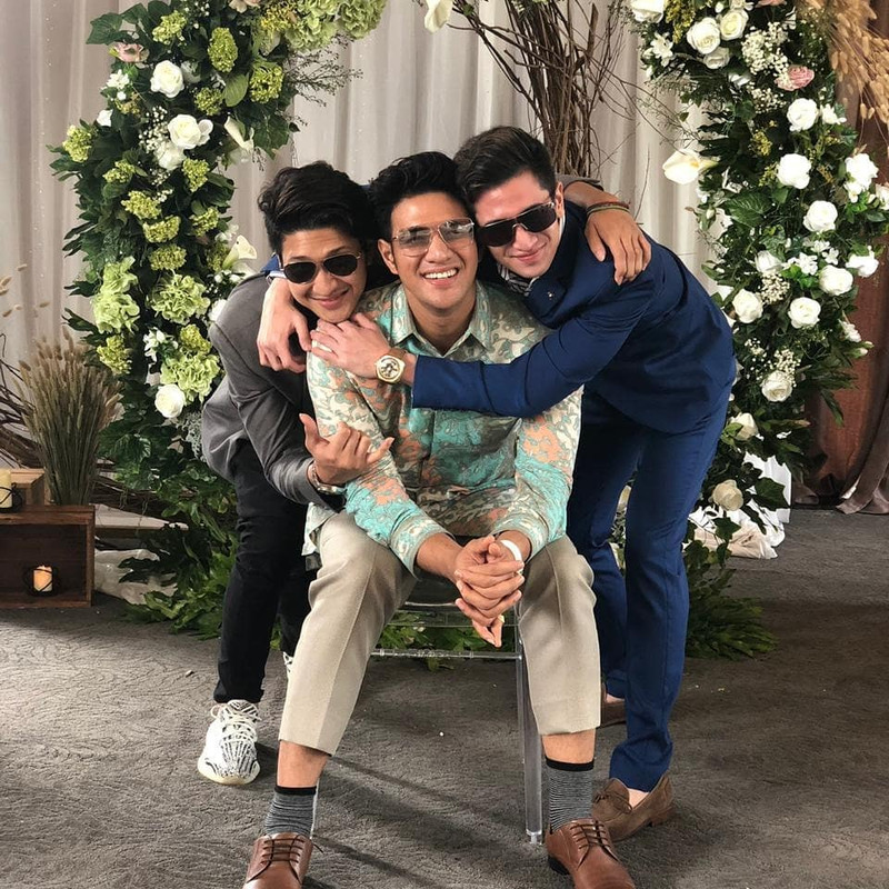 Aditya Zoni bersama Ammar Zoni (Kakak) dan Panji Zoni (Adik).