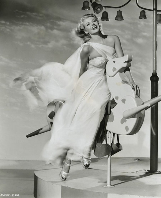 rita_hayworth_f50