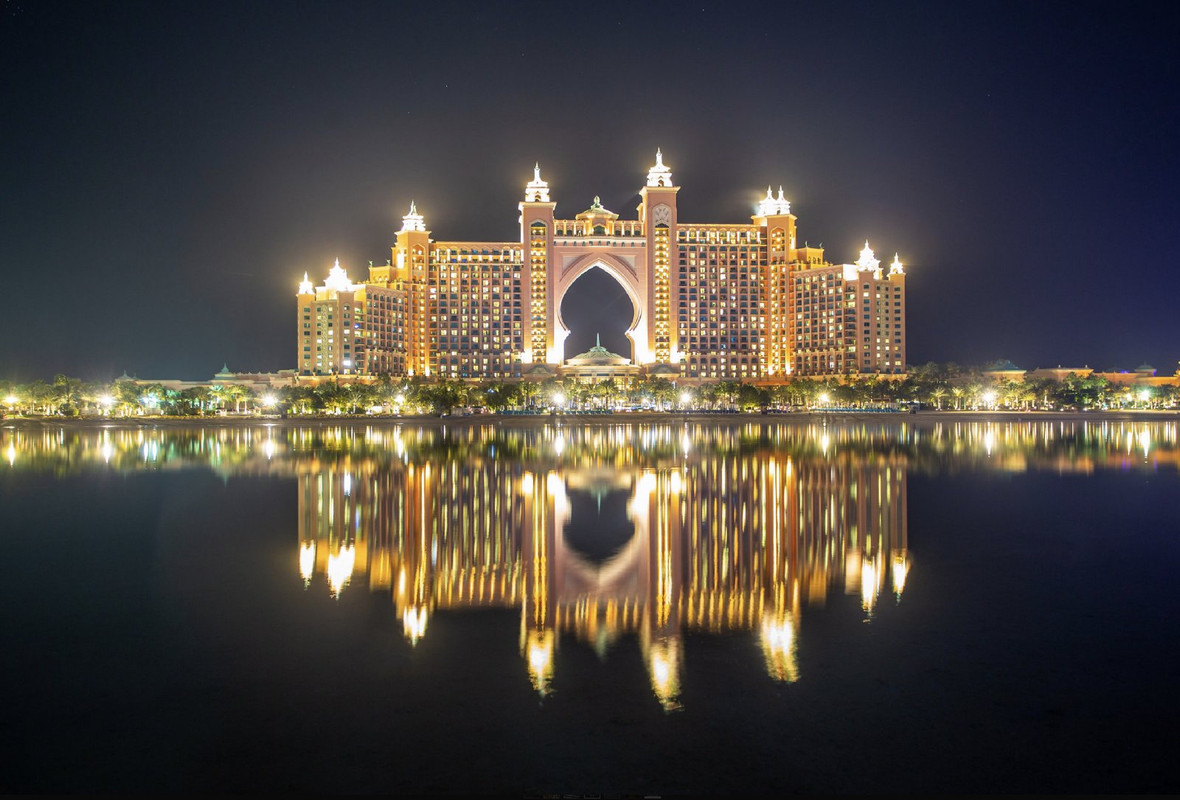 gold-atlantis-dubai.jpg
