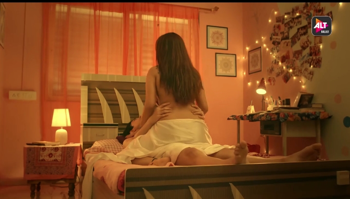 Screenshot of Gandii Baat  18+ Alert⛔ Season 5 Complete (2023) &bull; Hindi on MovieLinkBD